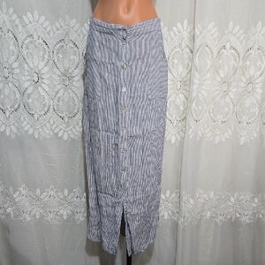 ST. TROPEZ West 100% Linen Striped Long Maxi Style Skirt Sz Medium